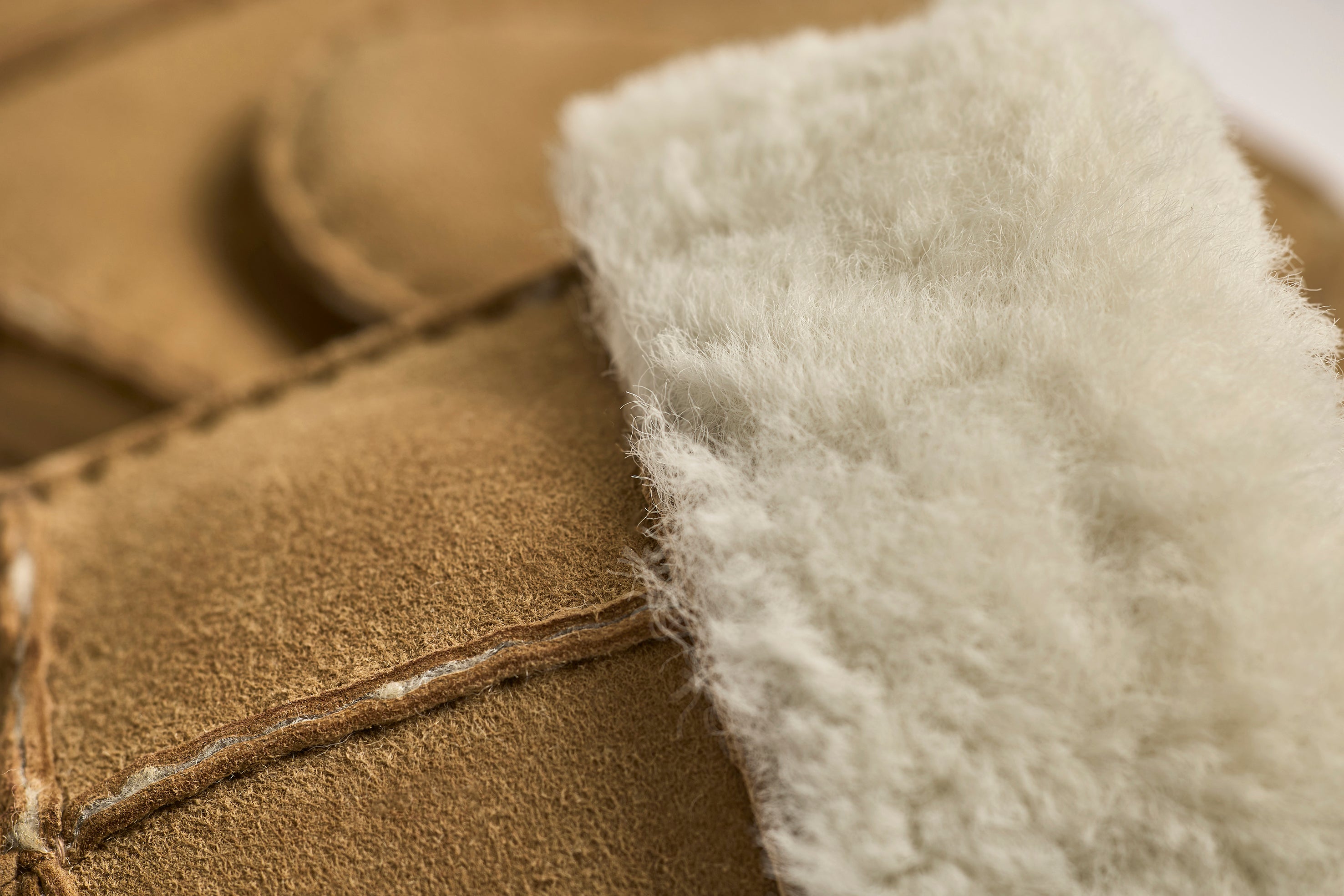 Lammeskindsluffer - Håndlavede - Camel lys PREMIUM