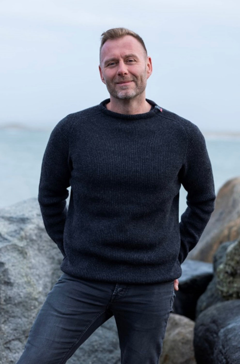 Striktrøje fra WOOLWEAR of Scandinavia 100% finuld