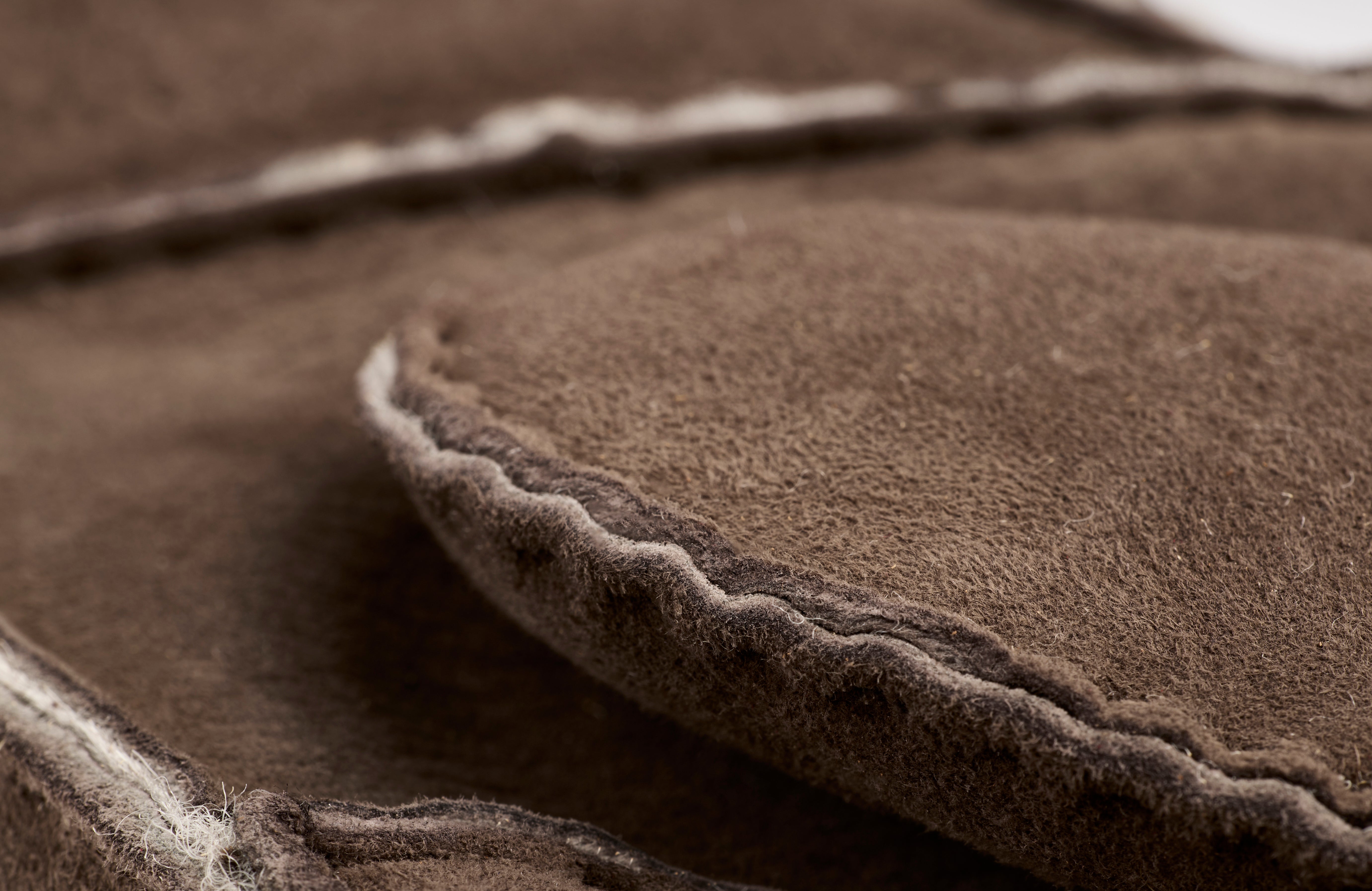 Lammeskindsluffer - Håndlavede - Dyb Mørkebrun