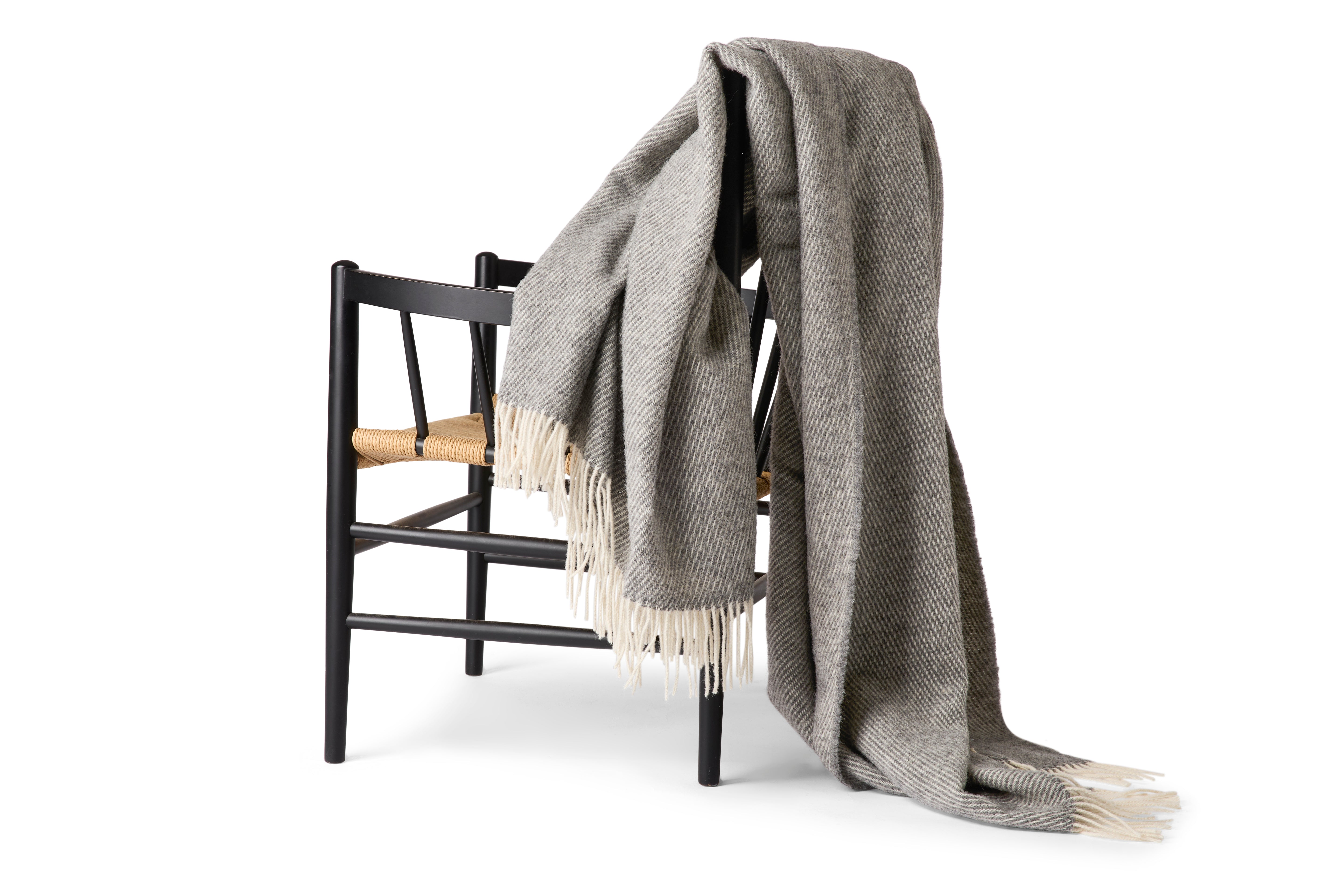 Uldplaid i 100% uld – Grå (140x200cm)