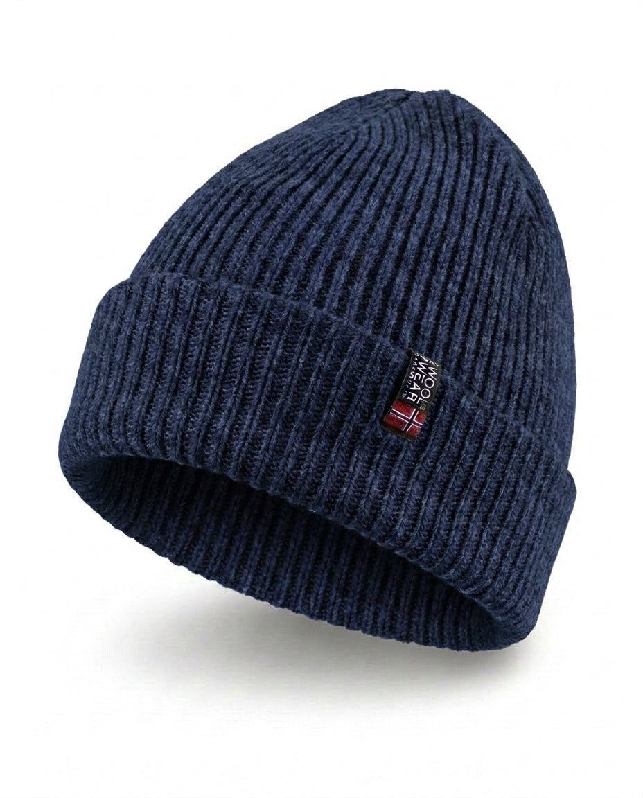 Strikhue fra WOOLWEAR of Scandinavia 100% uld. - Navy
